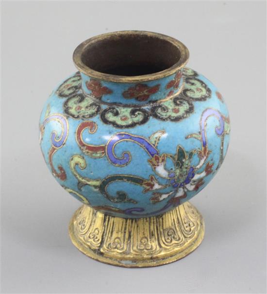 A Chinese cloisonne enamel and gilt bronze jarlet, 17th / 18th century, height 5.8cm